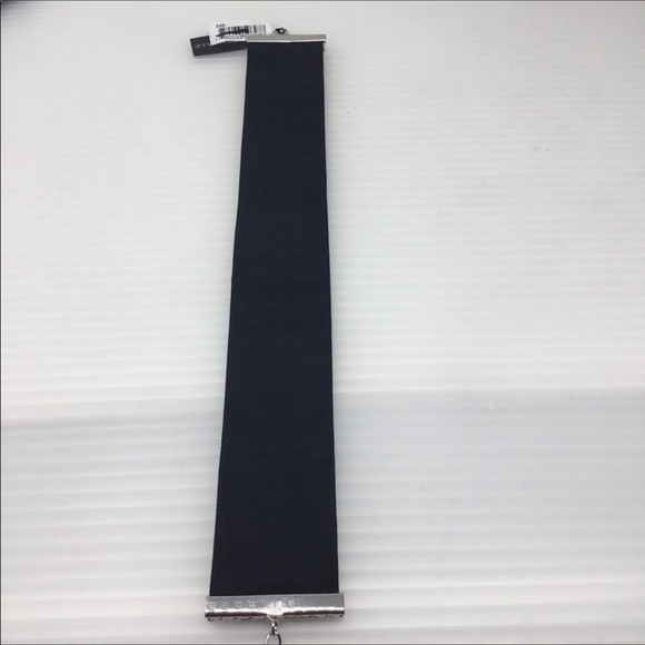 Cristabelle Wide Velvet Choker - Picture 6 of 7